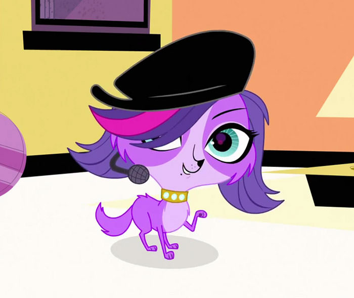 Zoe trench from Littlest Pet Shop