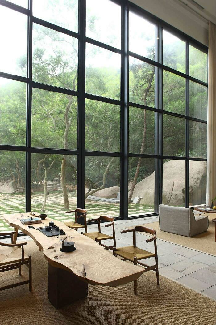 A serene tea room in China