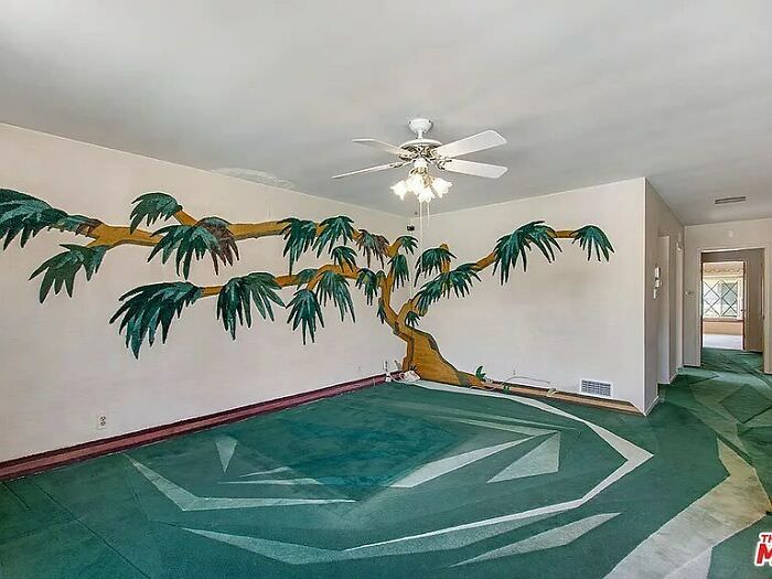 This house has a tropical vibe.