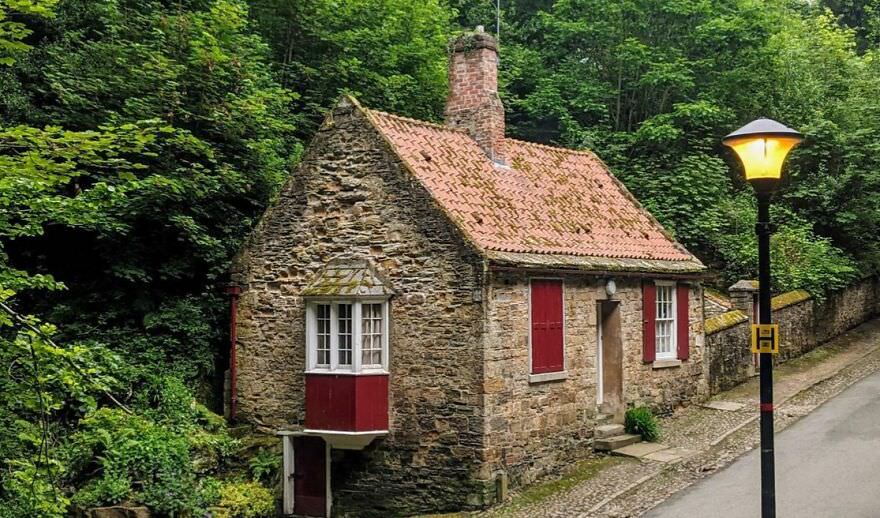 Prebends Cottage, Durham, UK.