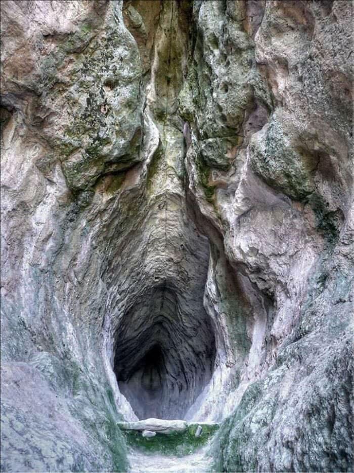 Utroba Cave, Bulgaria.