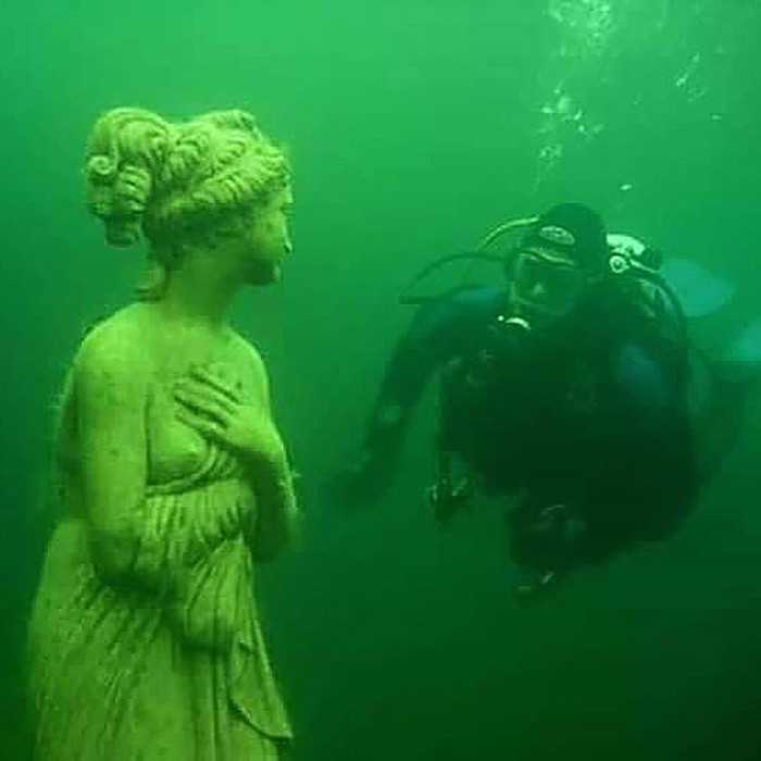 A gorgeous image from the sunken city of Heracleion near the coast of Alexandria, Egypt.