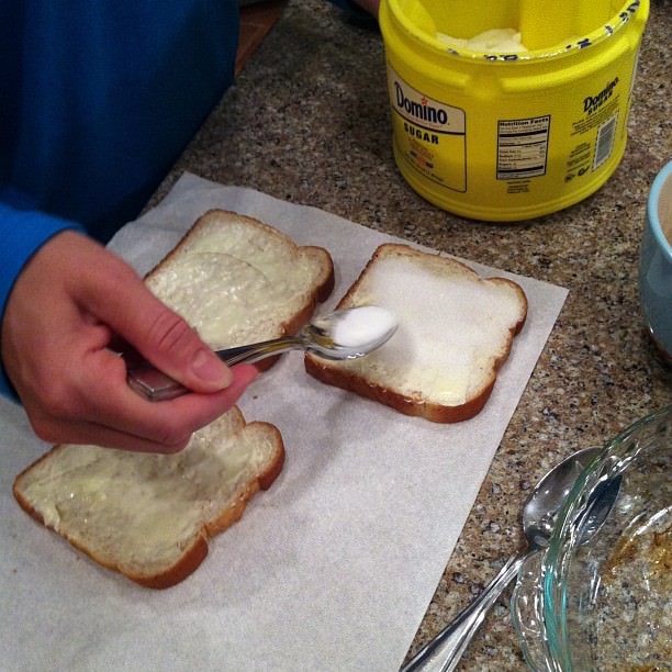 Butter and sugar sandwiches: