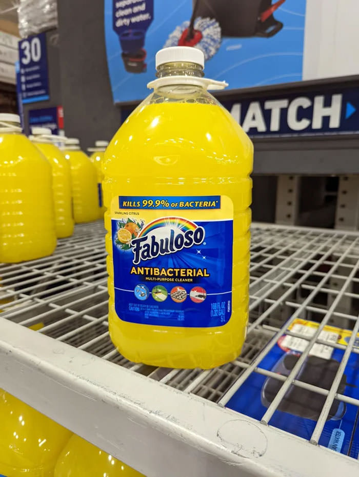 This juice-like bottle & logo design for a floor cleaner