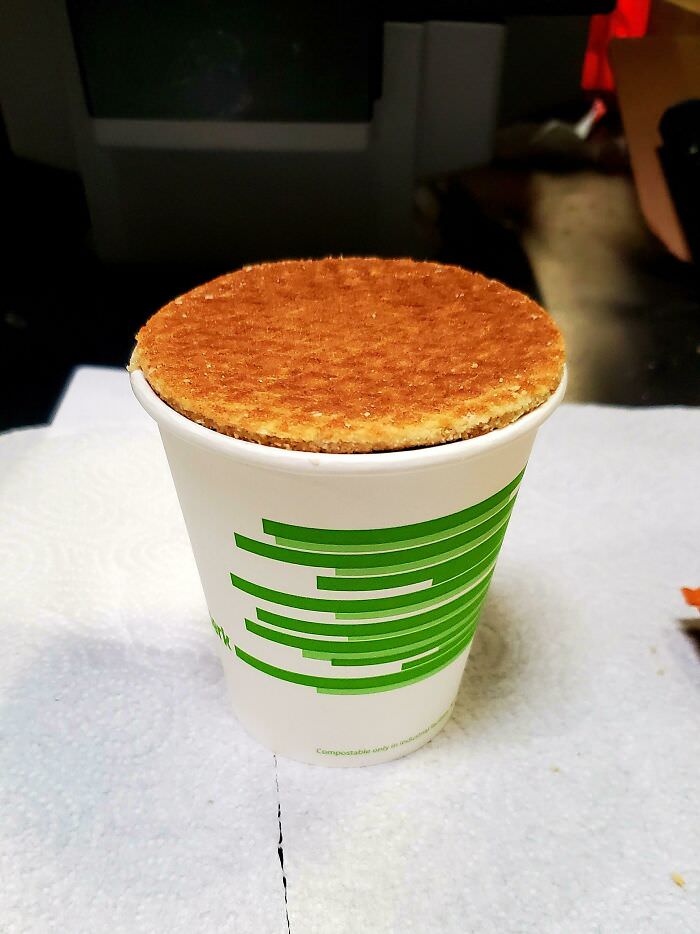 My stroopwaffle perfectly sits on my coffee, just the right size