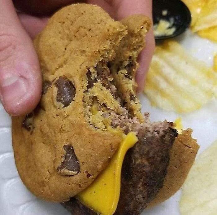 Burger cookie.