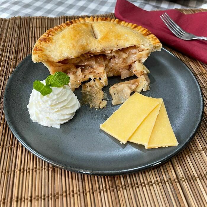 Cheddar cheese and apple pie