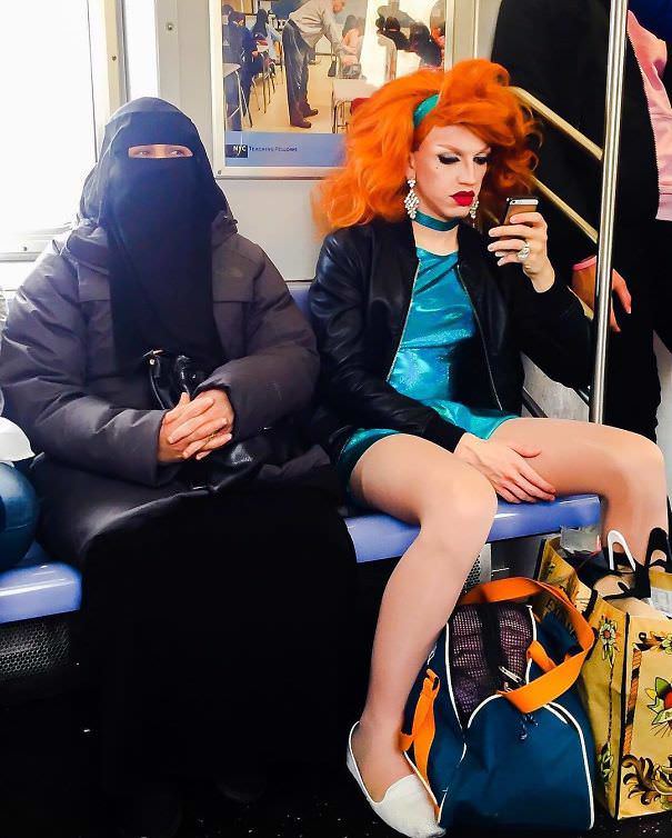 A random image taken on a subway ride to Manhattan from Astoria.