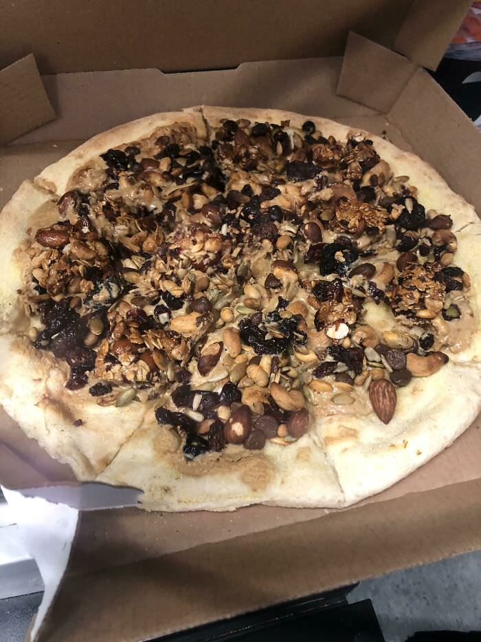Just found this sub, i thought y’all might like my nut pizza