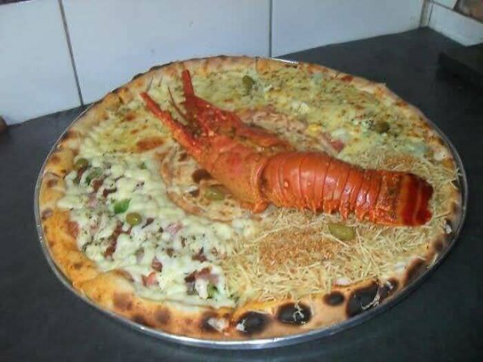 Some pizzas from the most cursed brazilian pizzeria