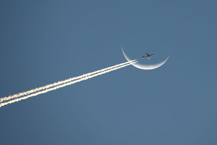 "Fly me to the moon....."