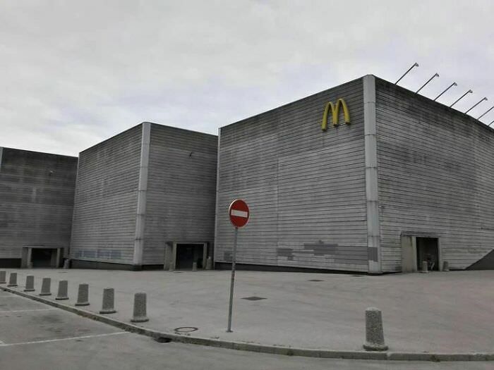 This is just every modern mcdonald’s