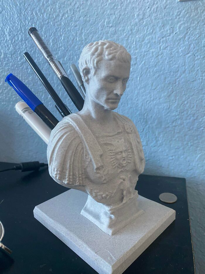My 3D printed Julius Caesar pencil holder.