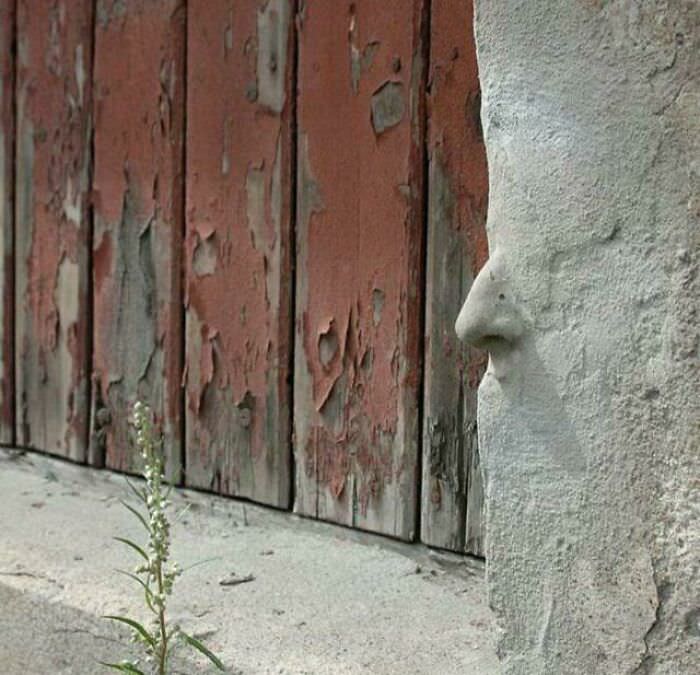 This wall with a nose.