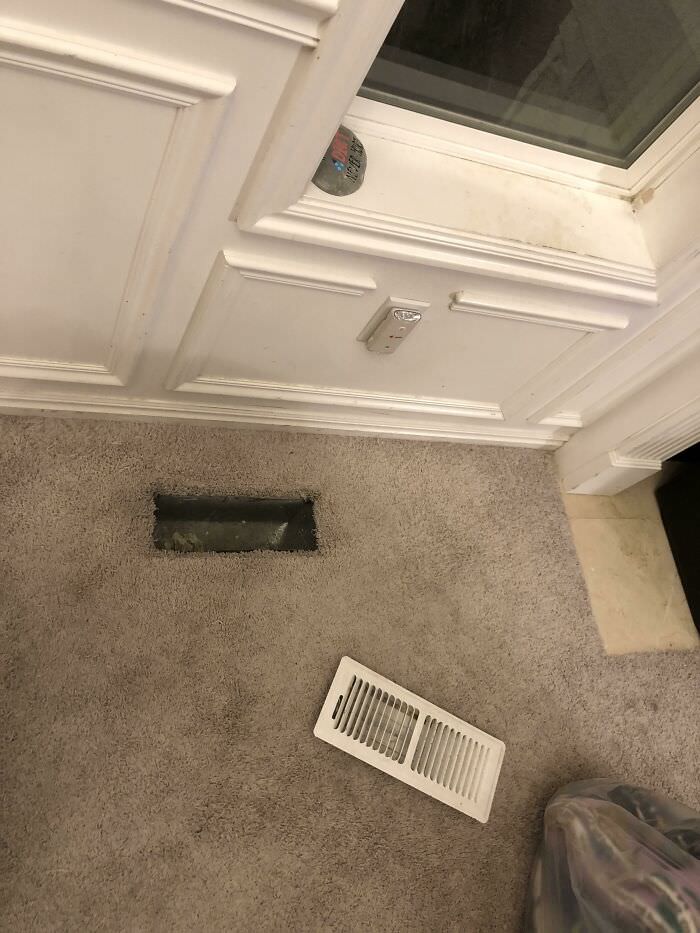 Got home late from work to find my entryway vent like this.