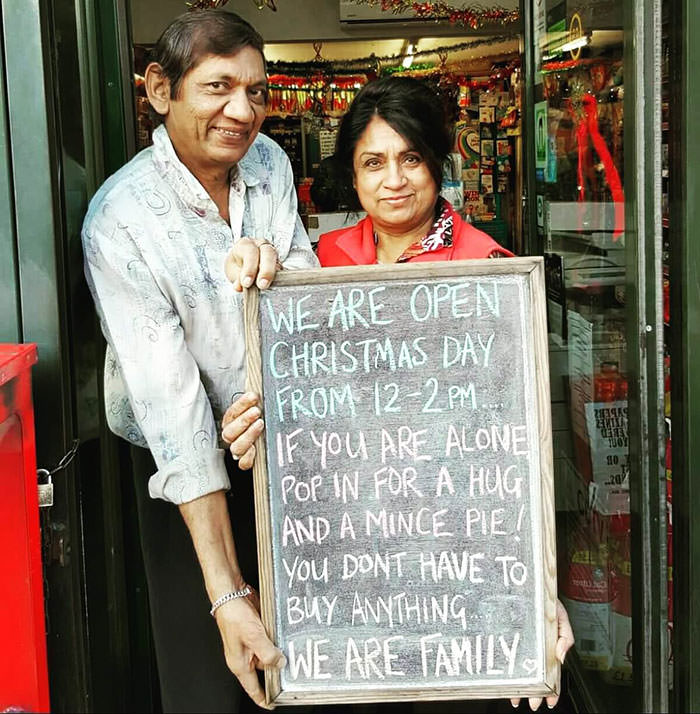 The true spirit of Christmas, from those who don't even celebrate it.